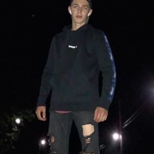 Meet your Posher, Justin